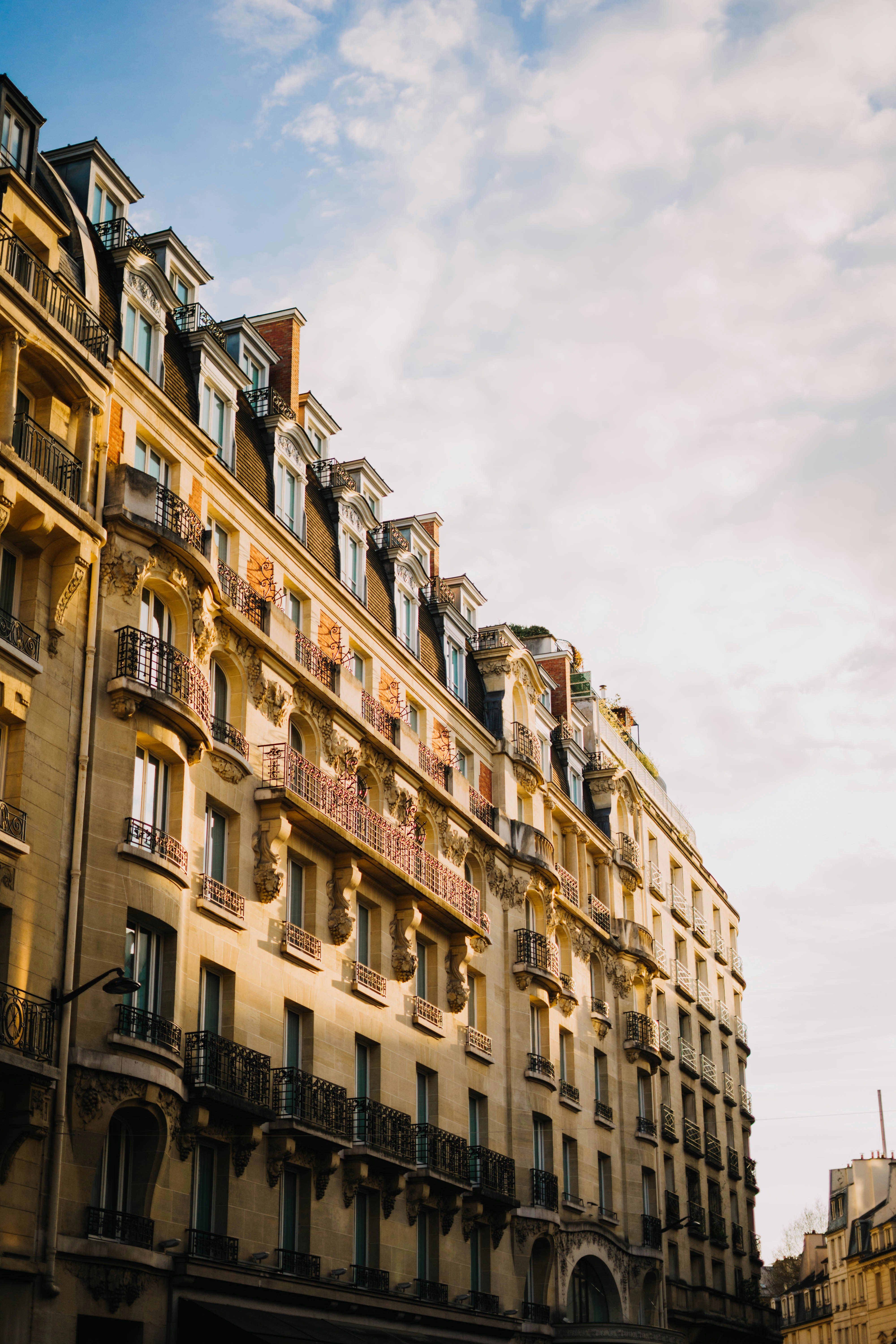 Apartment Courcelles – Paris, France